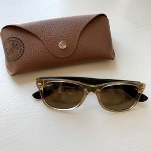 Ray-Ban sunglasses wayfarer